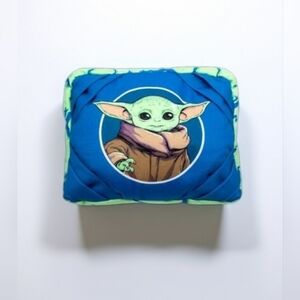 The Mandalorian Star Wars *Baby Yoda* Grogu Tablet Cuddly Pillow NEW WITH TAGS